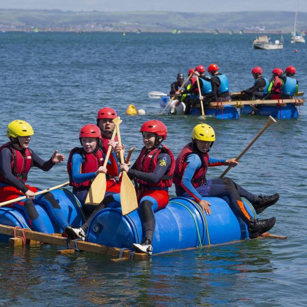 Raft building team