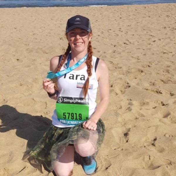 Tara completes Great North Run for Little Troopers (1)
